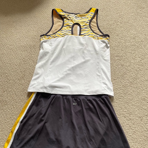 Tail Tennis Outfit - Picture 2 of 7